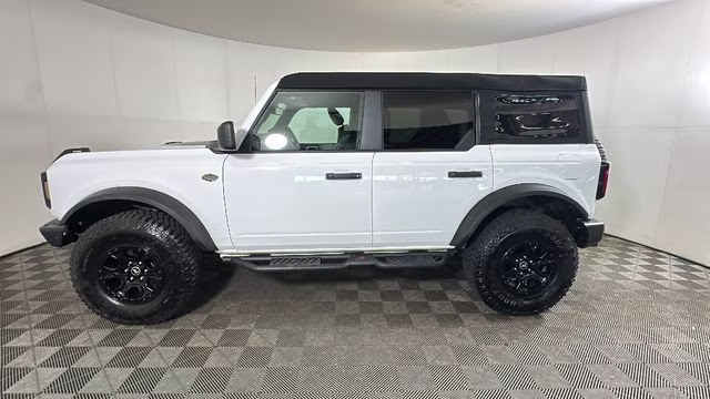 2024 Oxford White Ford Bronco Wildtrak 4X4 SUV