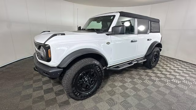 2024 Oxford White Ford Bronco Wildtrak 4X4 SUV