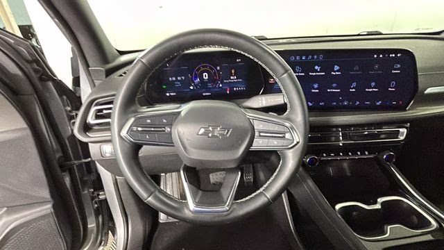2024 Sterling Gray Metallic Chevrolet Traverse LS FWD SUV