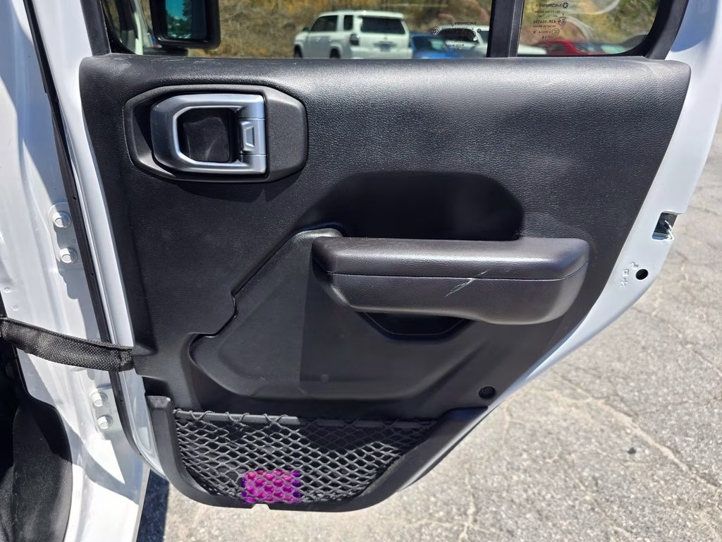 2018 Bright White Clearcoat Jeep Wrangler Unlimited Sport S 4X4 SUV