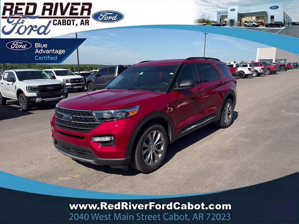 2023 Rapid Red Metallic Tinted Clearcoat Ford Explorer XLT RWD SUV