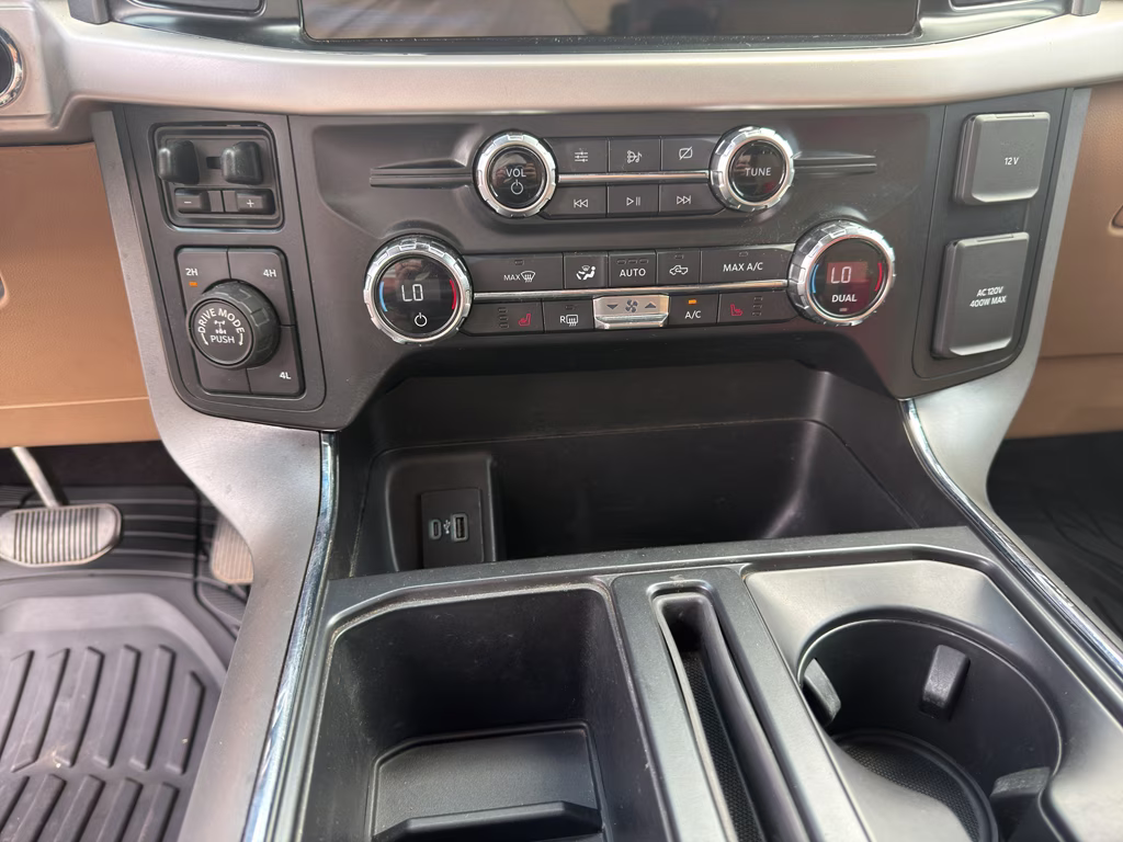 2021 Space White Metallic Ford F-150 XLT 4X4 Truck