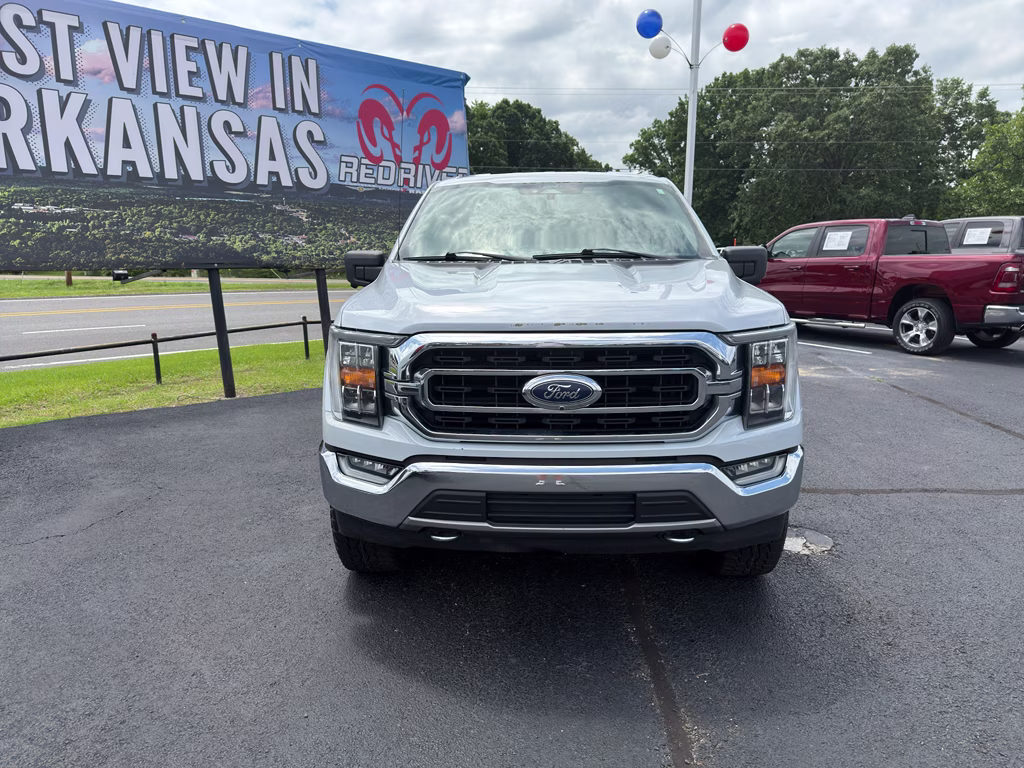 2021 Space White Metallic Ford F-150 XLT 4X4 Truck