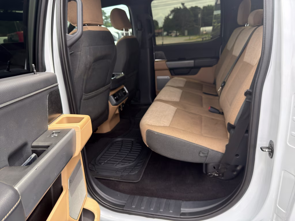 2021 Space White Metallic Ford F-150 XLT 4X4 Truck