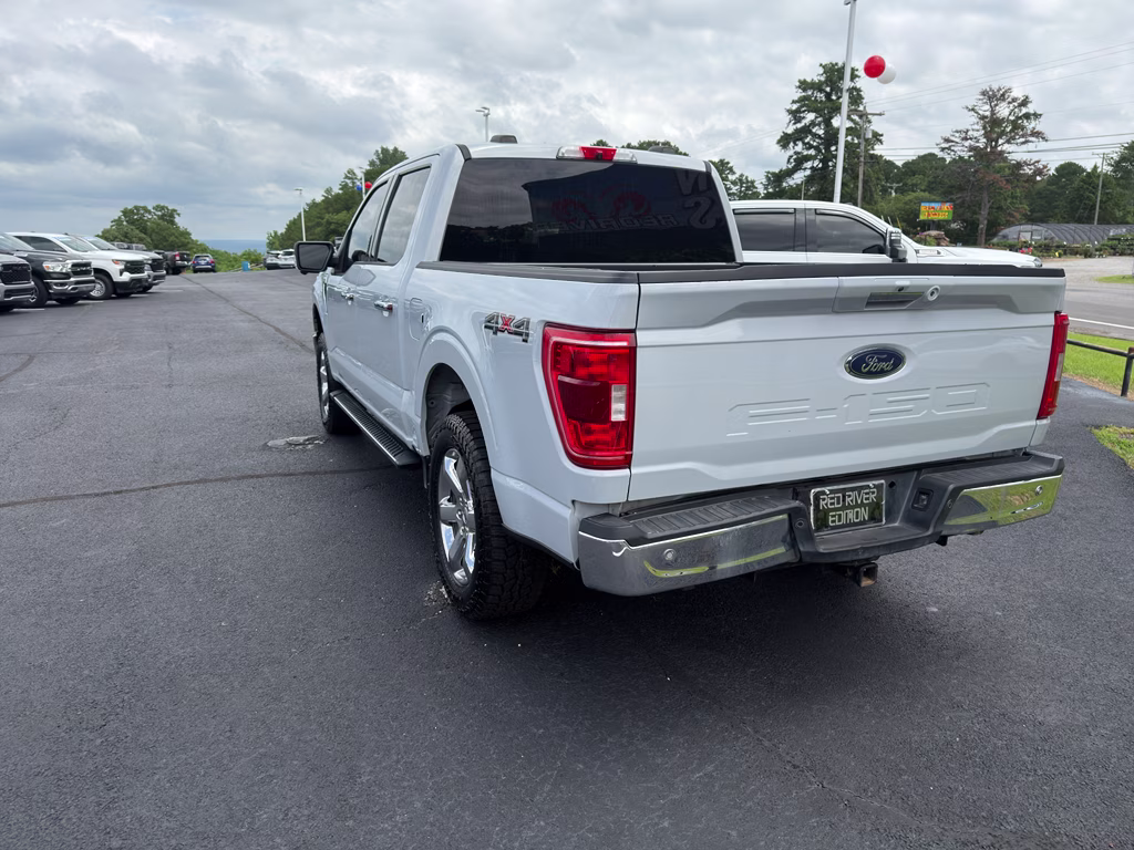 2021 Space White Metallic Ford F-150 XLT 4X4 Truck