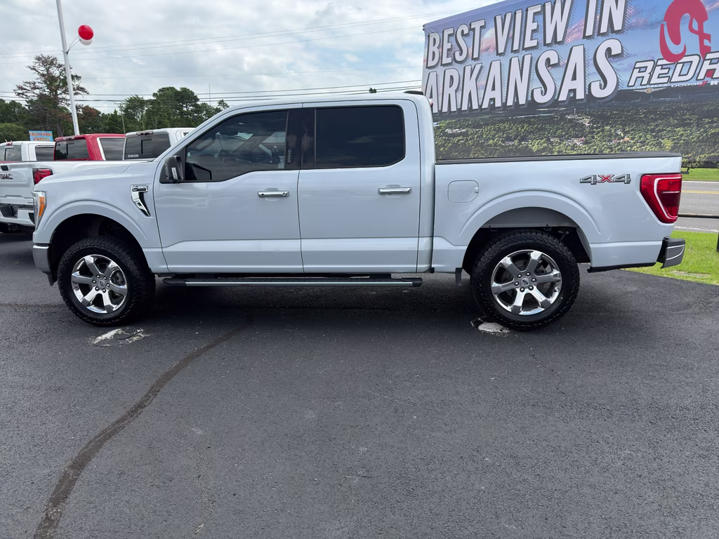 2021 Space White Metallic Ford F-150 XLT 4X4 Truck