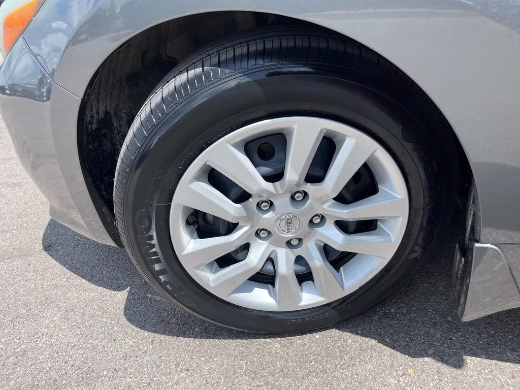 2018 Gun Metallic Nissan Altima 2.5 S FWD Sedan