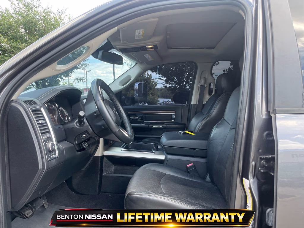 2014 Granite Crystal Metallic Clearcoat Ram 2500 Laramie 4X4 Truck