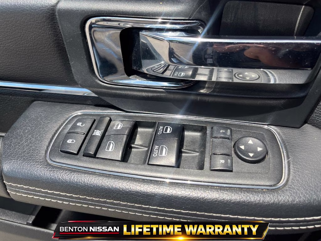 2014 Granite Crystal Metallic Clearcoat Ram 2500 Laramie 4X4 Truck