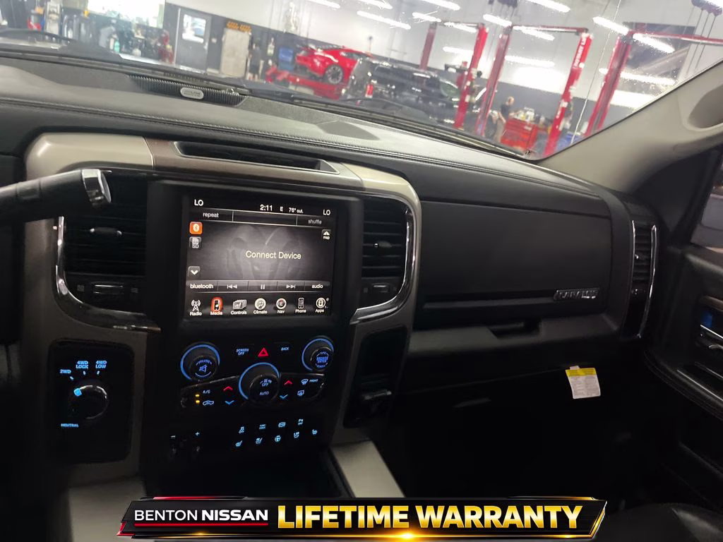 2014 Granite Crystal Metallic Clearcoat Ram 2500 Laramie 4X4 Truck