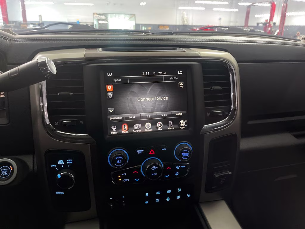 2014 Granite Crystal Metallic Clearcoat Ram 2500 Laramie 4X4 Truck