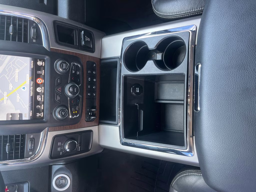 2014 Granite Crystal Metallic Clearcoat Ram 2500 Laramie 4X4 Truck