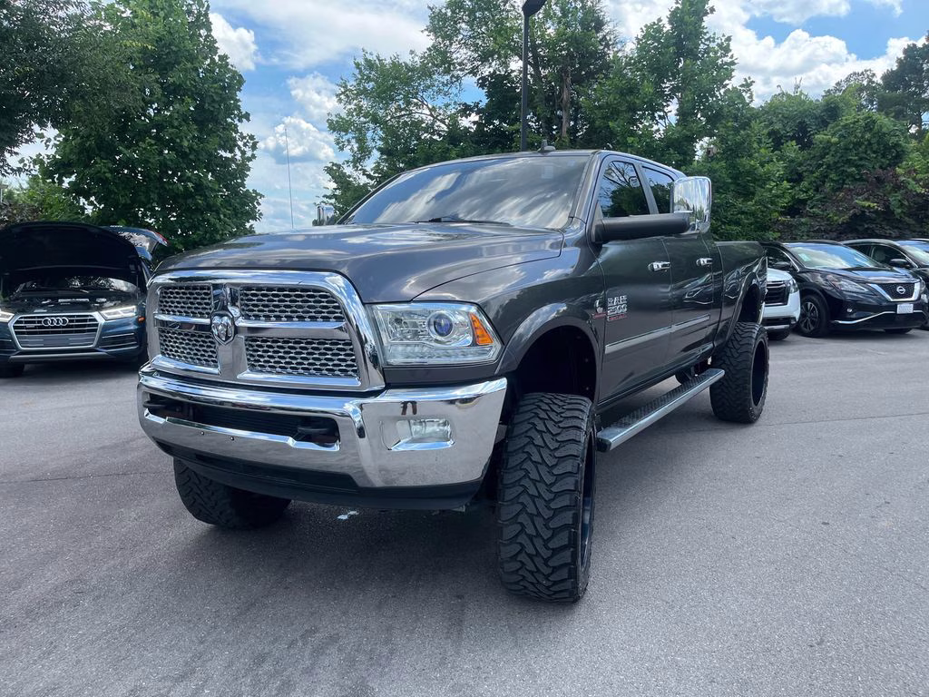 2014 Granite Crystal Metallic Clearcoat Ram 2500 Laramie 4X4 Truck
