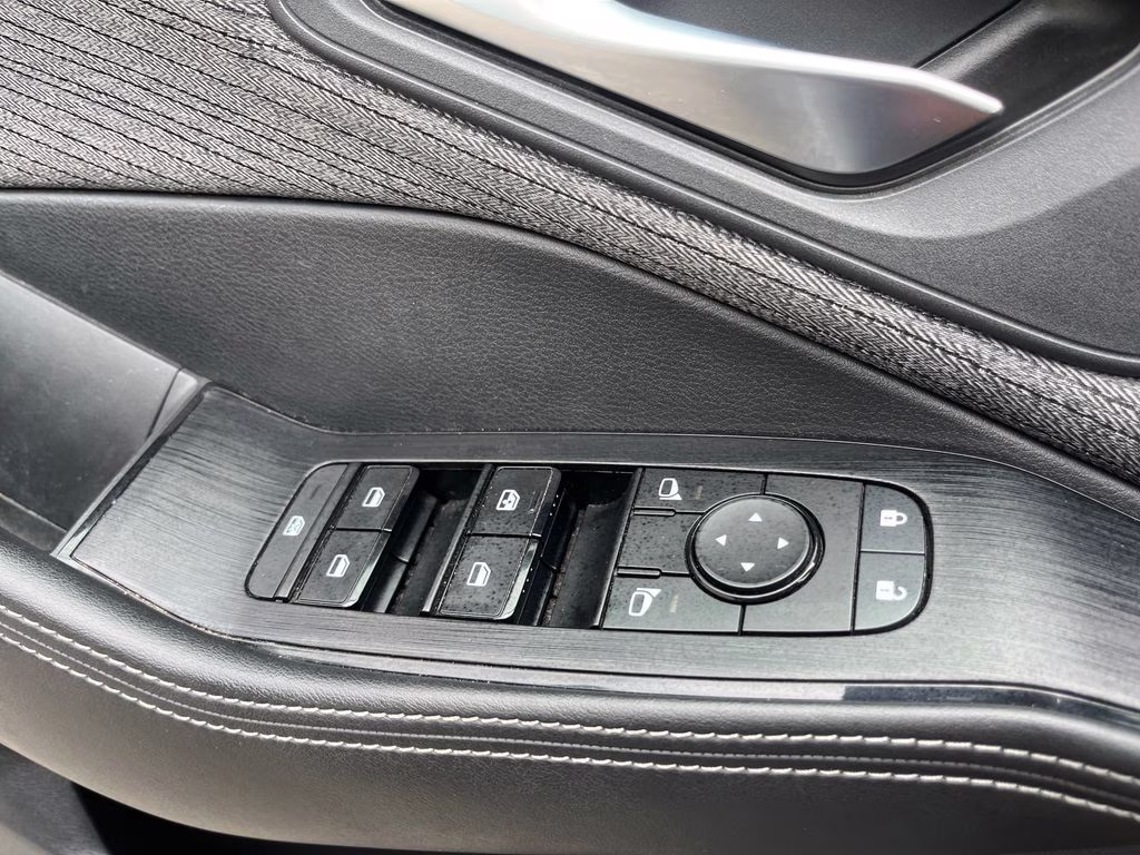 2021 Gun Metallic Nissan Rogue SV AWD SUV