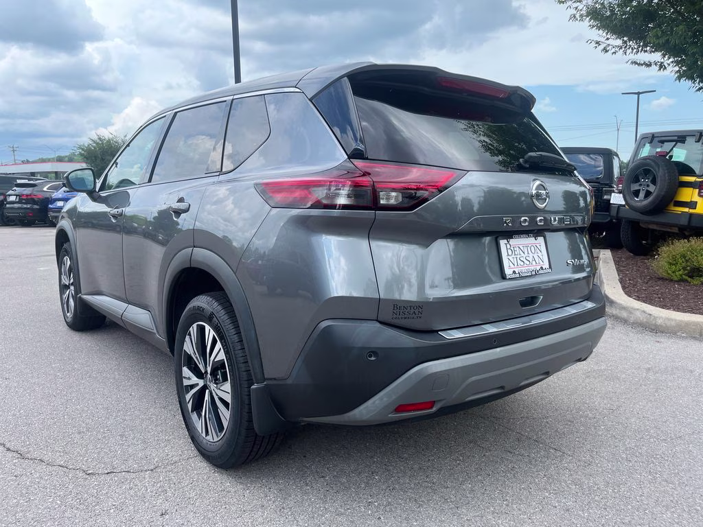 2021 Gun Metallic Nissan Rogue SV AWD SUV