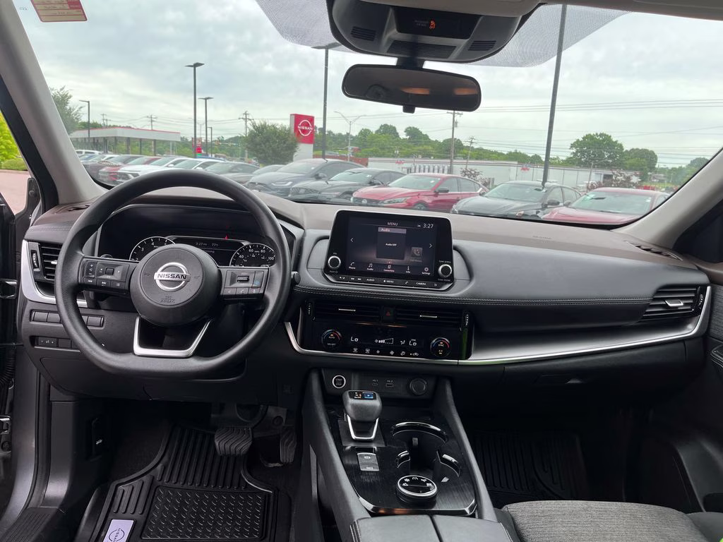 2021 Gun Metallic Nissan Rogue SV AWD SUV