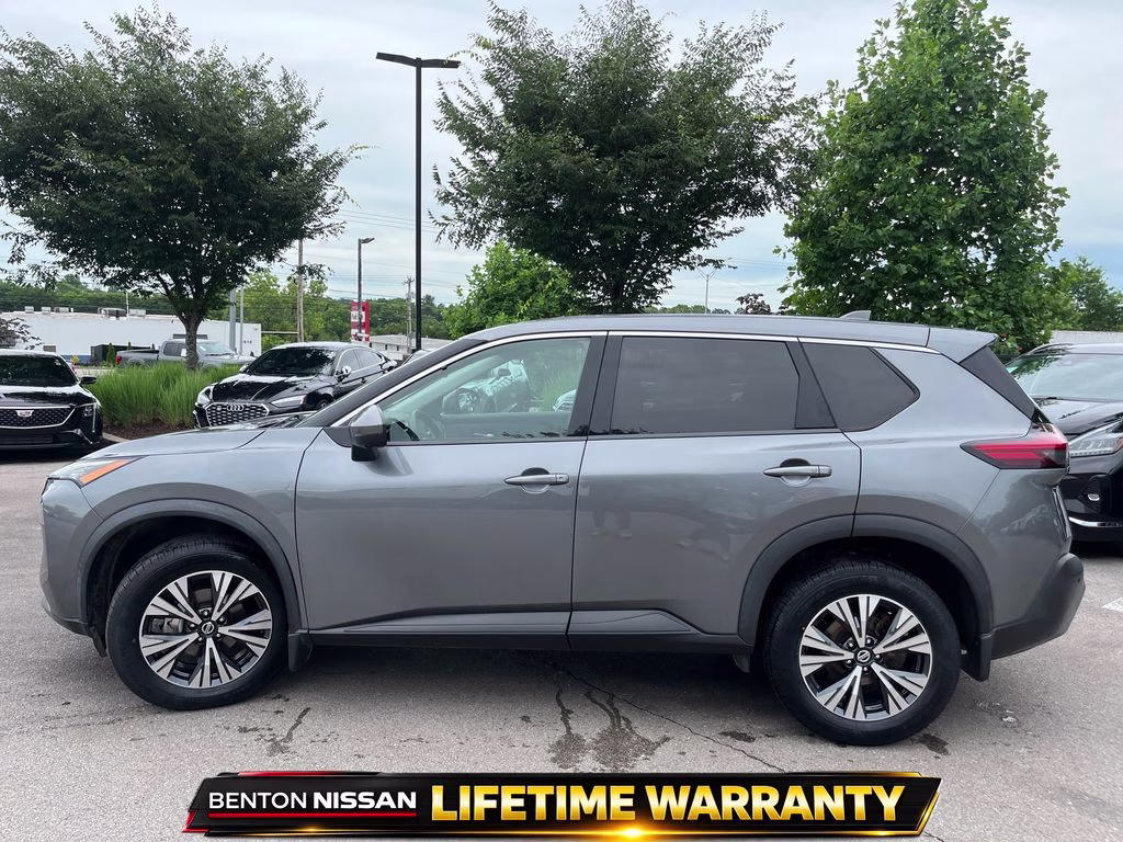 2021 Gun Metallic Nissan Rogue SV AWD SUV