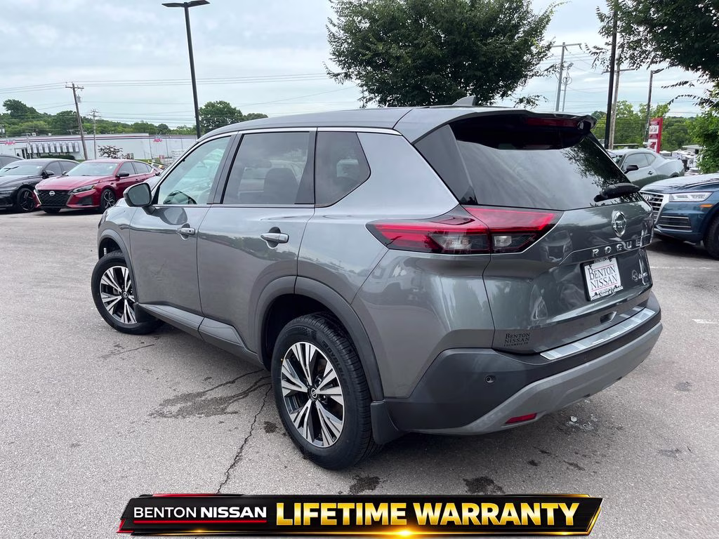 2021 Gun Metallic Nissan Rogue SV AWD SUV