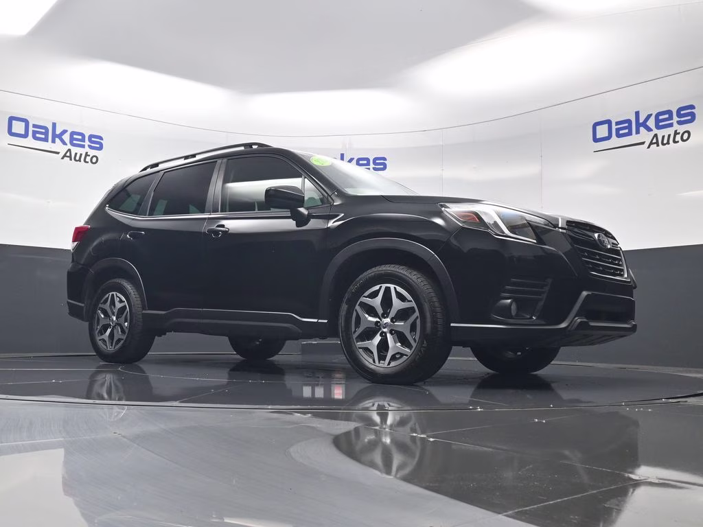 2023 Crystal Black Silica Subaru Forester Premium AWD SUV