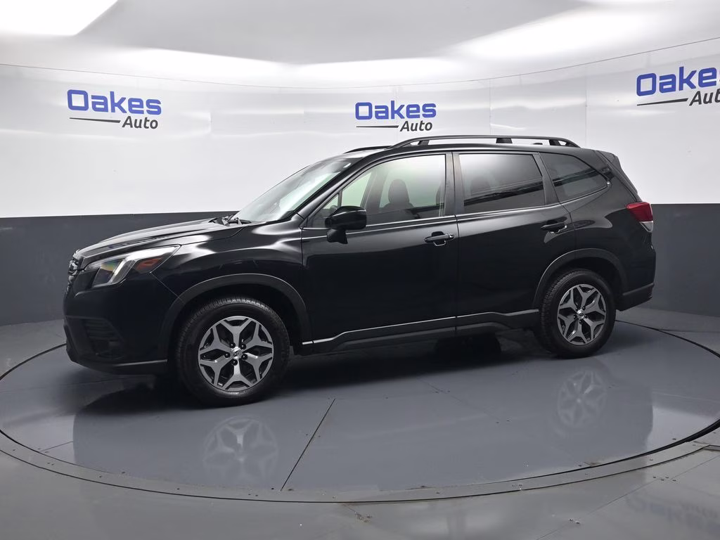 2023 Crystal Black Silica Subaru Forester Premium AWD SUV