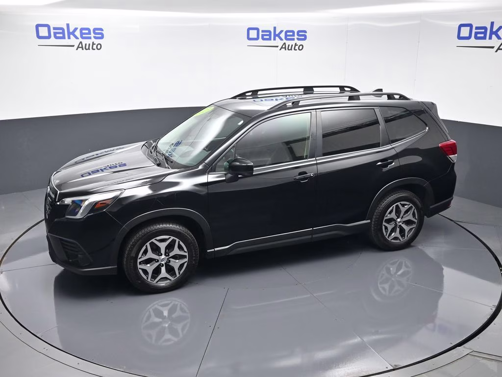 2023 Crystal Black Silica Subaru Forester Premium AWD SUV