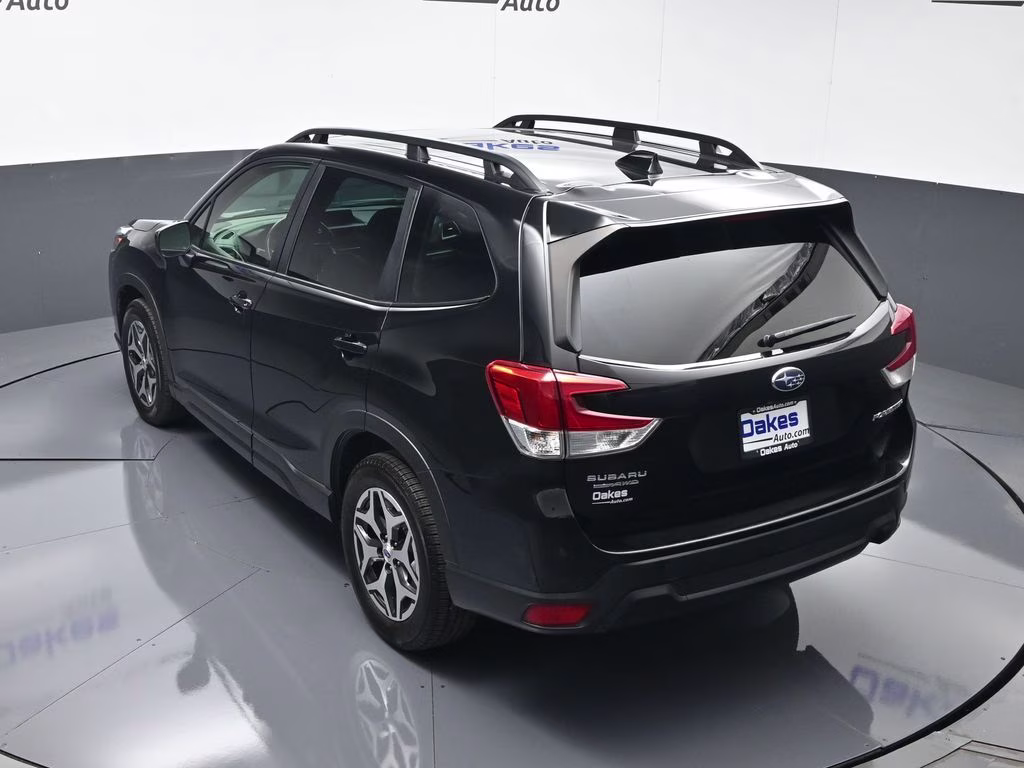 2023 Crystal Black Silica Subaru Forester Premium AWD SUV