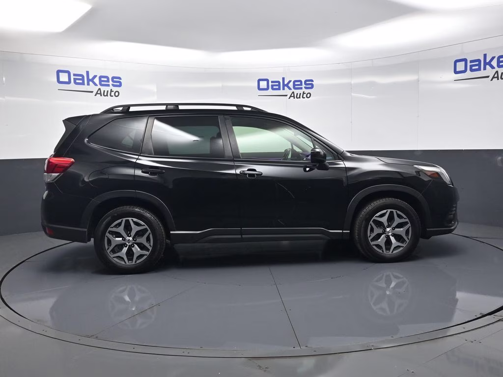2023 Crystal Black Silica Subaru Forester Premium AWD SUV