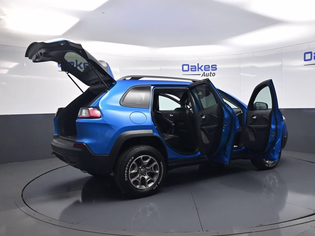 2021 Hydro Blue Pearlcoat Jeep Cherokee Trailhawk 4X4 SUV