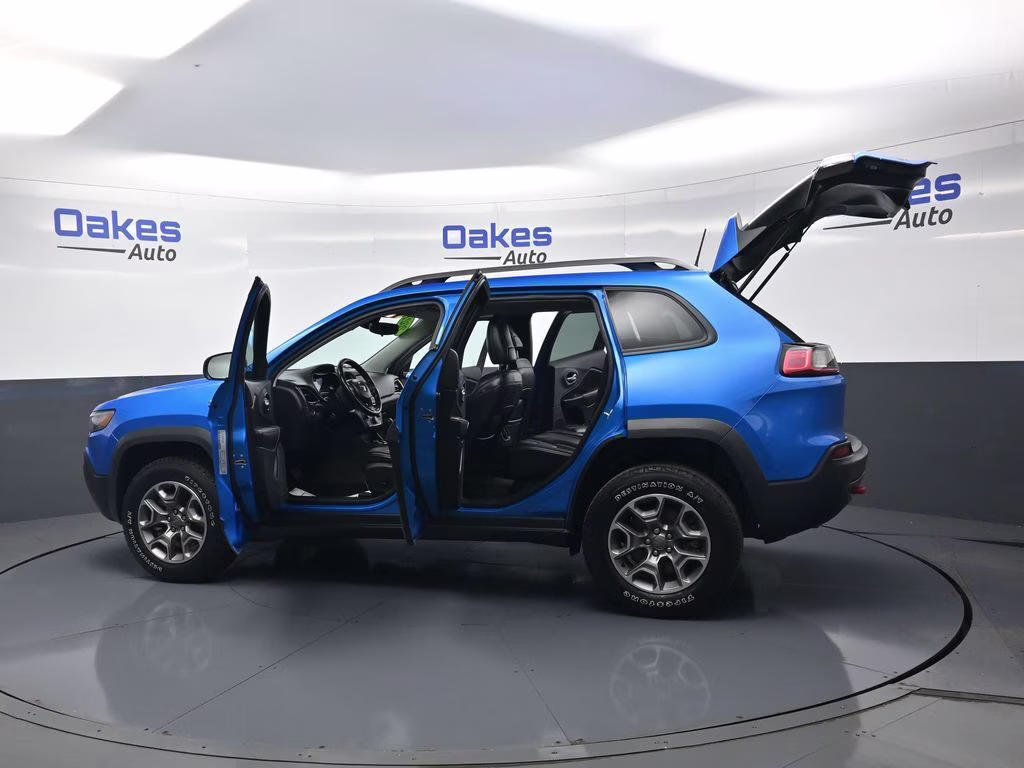 2021 Hydro Blue Pearlcoat Jeep Cherokee Trailhawk 4X4 SUV