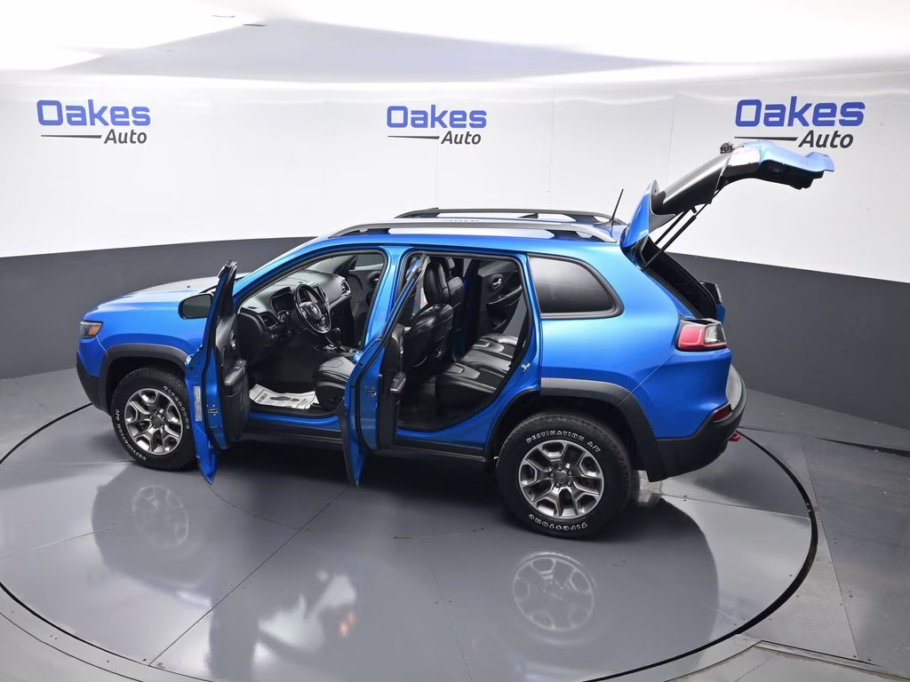 2021 Hydro Blue Pearlcoat Jeep Cherokee Trailhawk 4X4 SUV