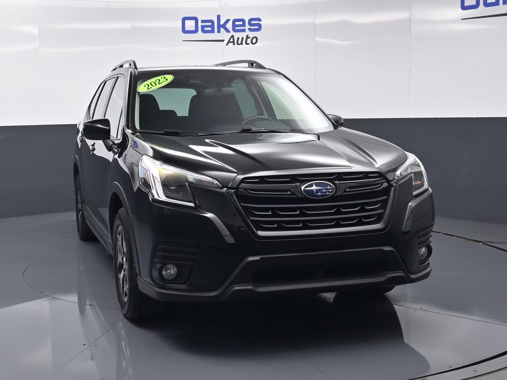 2023 Crystal Black Silica Subaru Forester Premium AWD SUV
