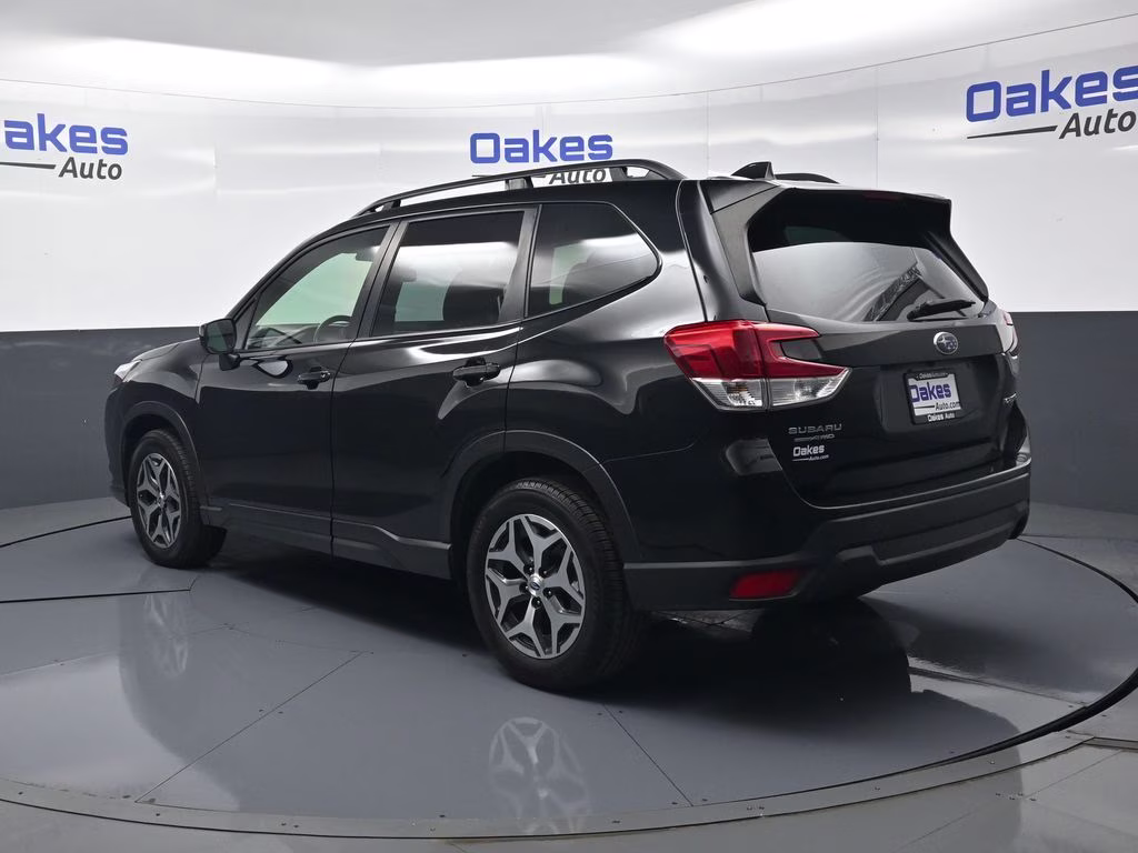 2023 Crystal Black Silica Subaru Forester Premium AWD SUV