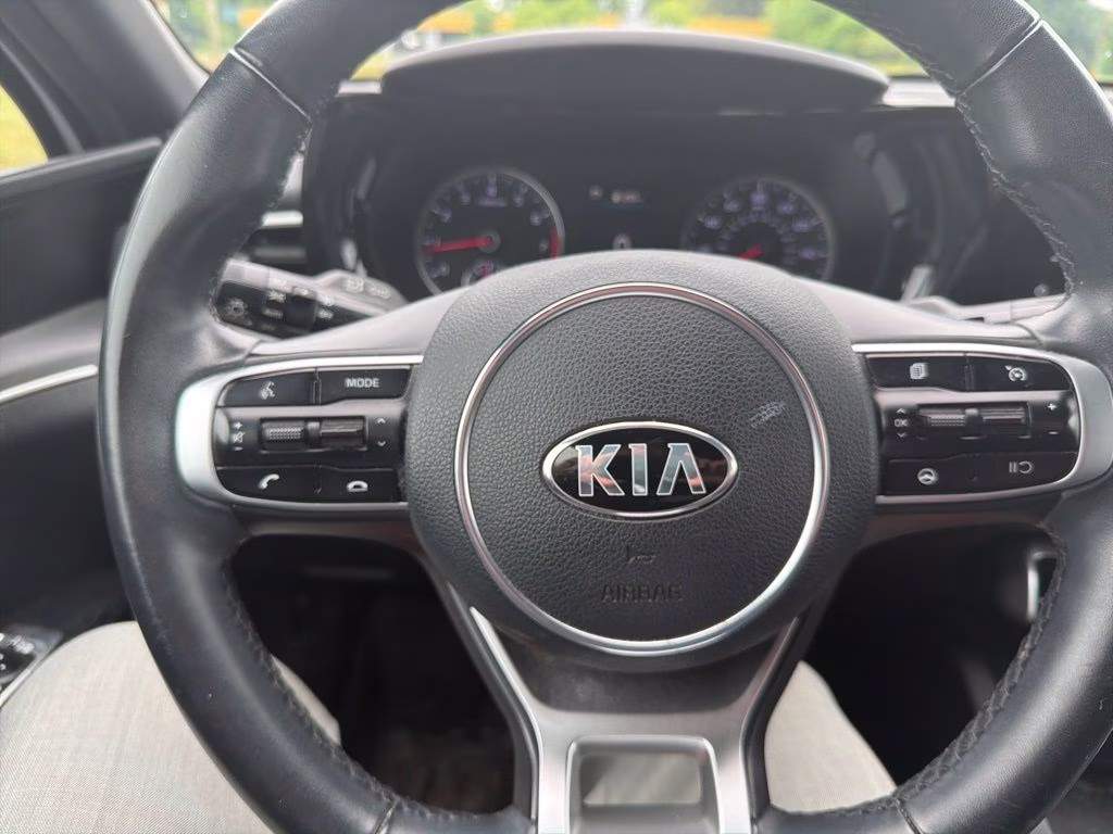 2021 Glacial White Pearl Kia K5 GT-Line FWD Sedan