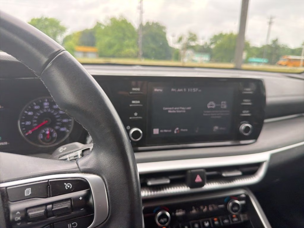 2021 Glacial White Pearl Kia K5 GT-Line FWD Sedan