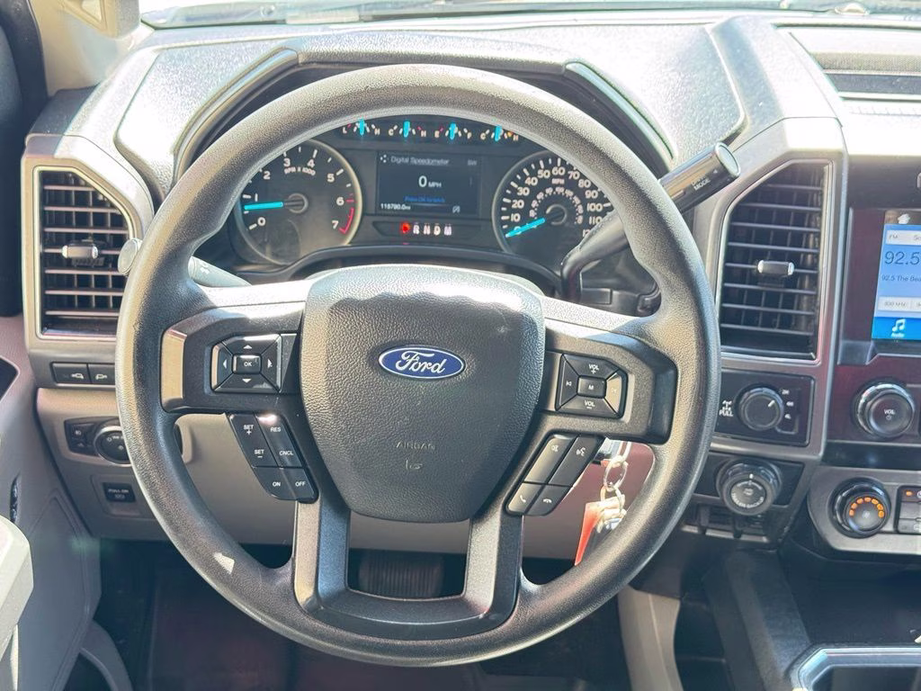 2019 White Ford F-150 XLT 4X4 Truck