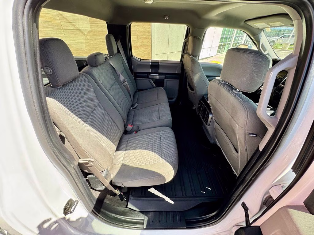 2019 White Ford F-150 XLT 4X4 Truck