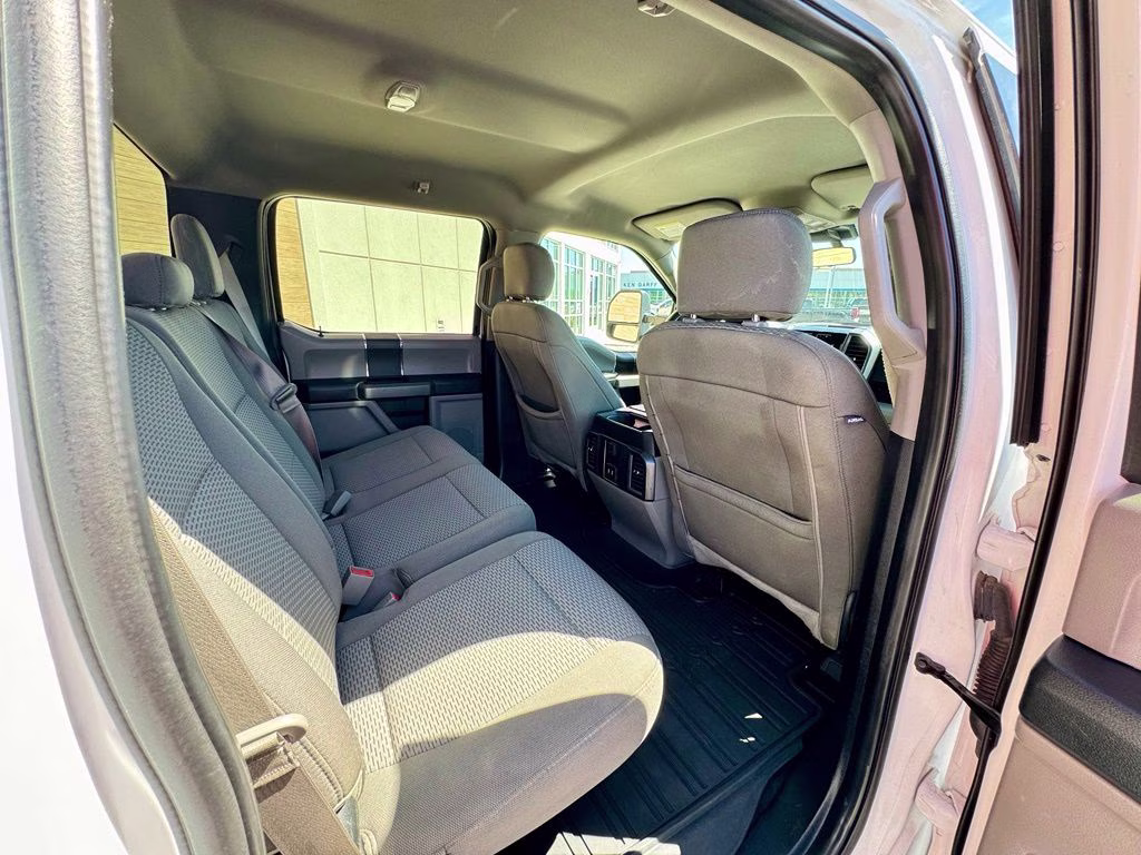 2019 White Ford F-150 XLT 4X4 Truck