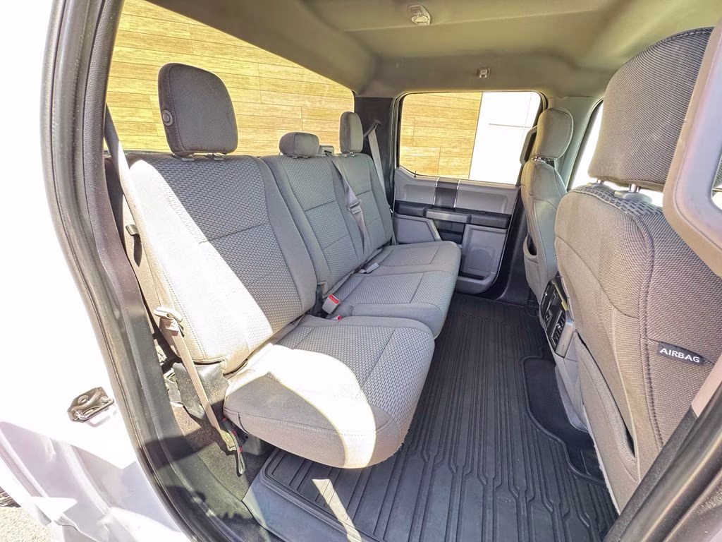 2019 White Ford F-150 XLT 4X4 Truck