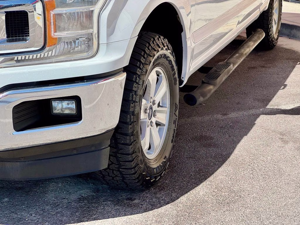 2019 White Ford F-150 XLT 4X4 Truck
