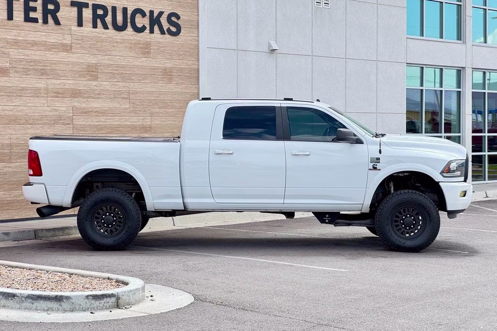 2016 Bright White Clearcoat Ram 2500 Big Horn 4X4 Truck