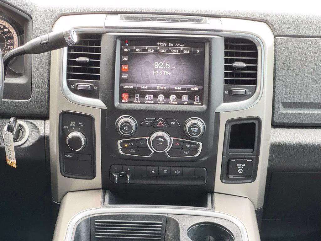 2016 Bright White Clearcoat Ram 2500 Big Horn 4X4 Truck