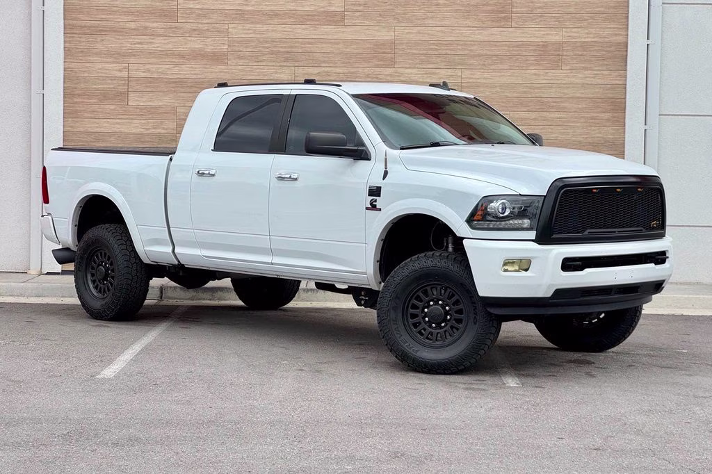 2016 Bright White Clearcoat Ram 2500 Big Horn 4X4 Truck