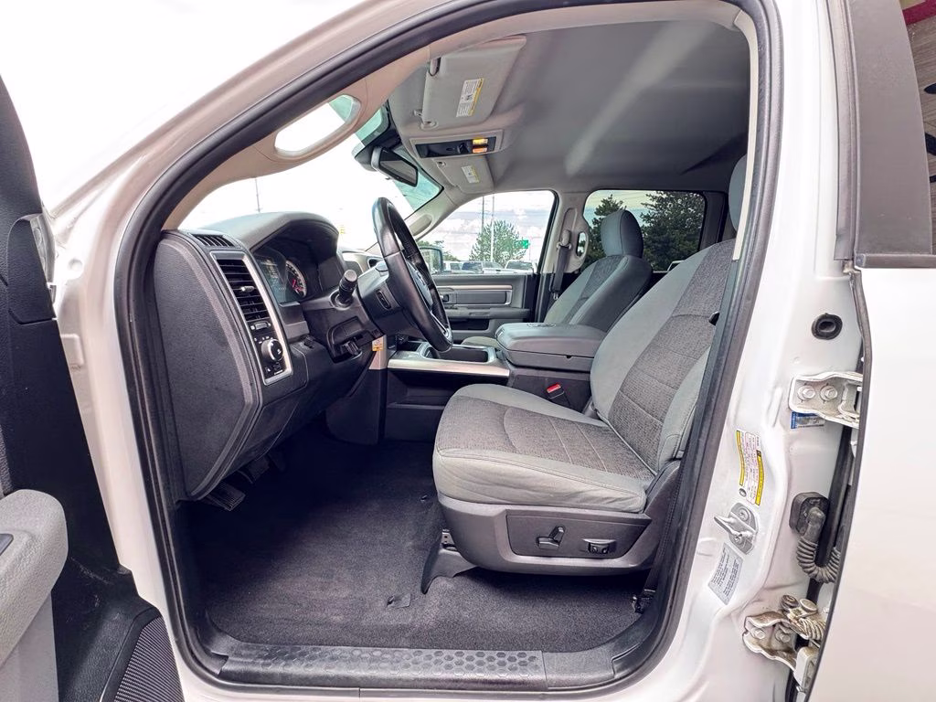 2016 Bright White Clearcoat Ram 2500 Big Horn 4X4 Truck