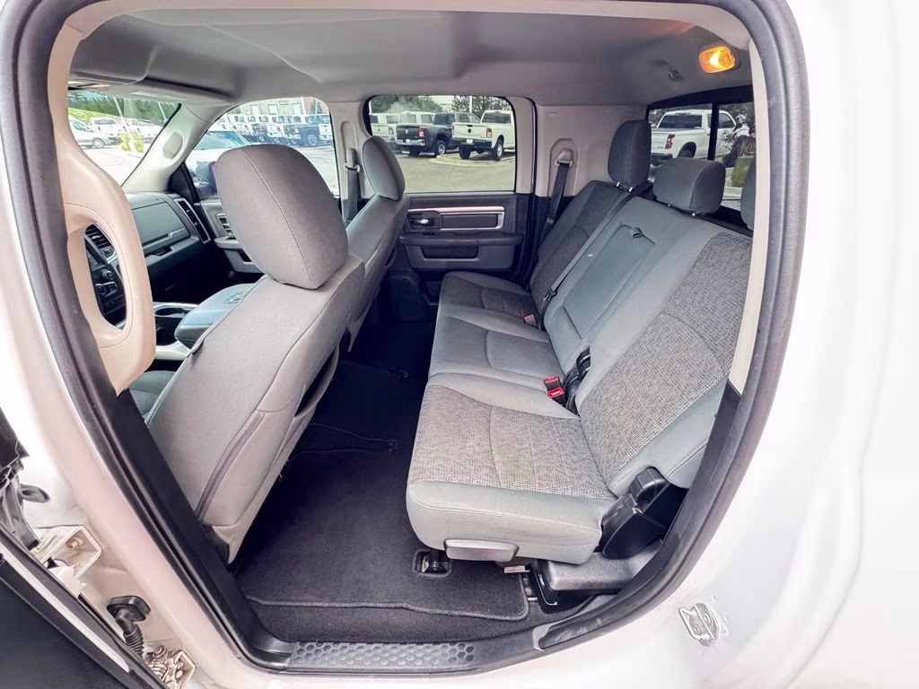 2016 Bright White Clearcoat Ram 2500 Big Horn 4X4 Truck