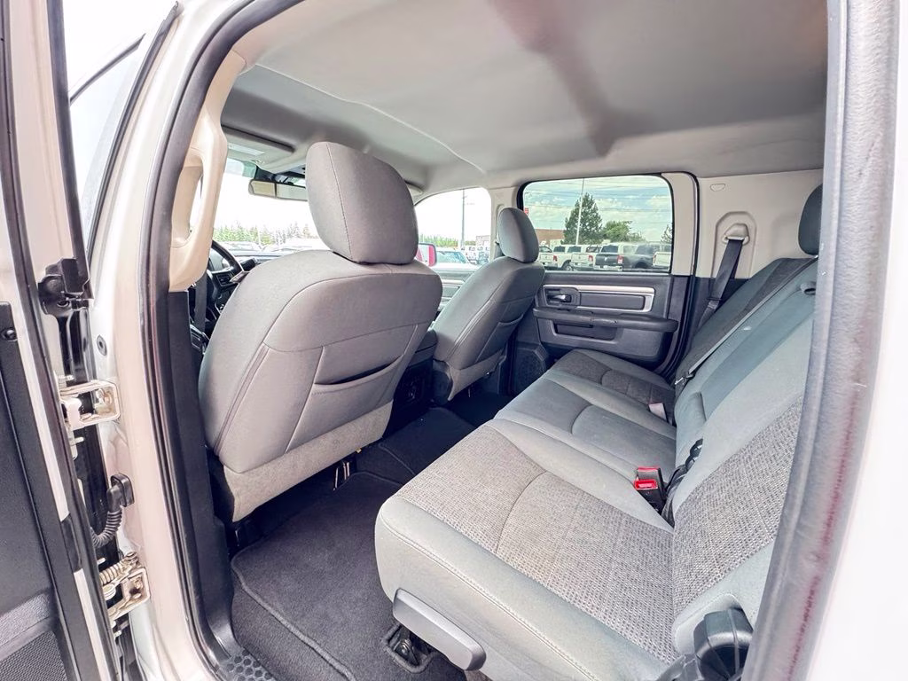 2016 Bright White Clearcoat Ram 2500 Big Horn 4X4 Truck