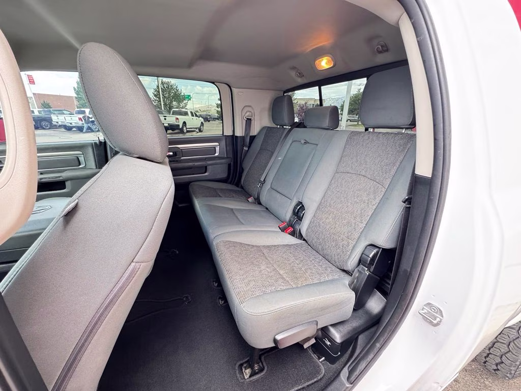 2016 Bright White Clearcoat Ram 2500 Big Horn 4X4 Truck