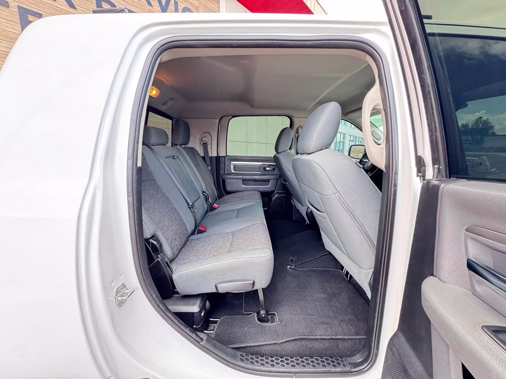 2016 Bright White Clearcoat Ram 2500 Big Horn 4X4 Truck