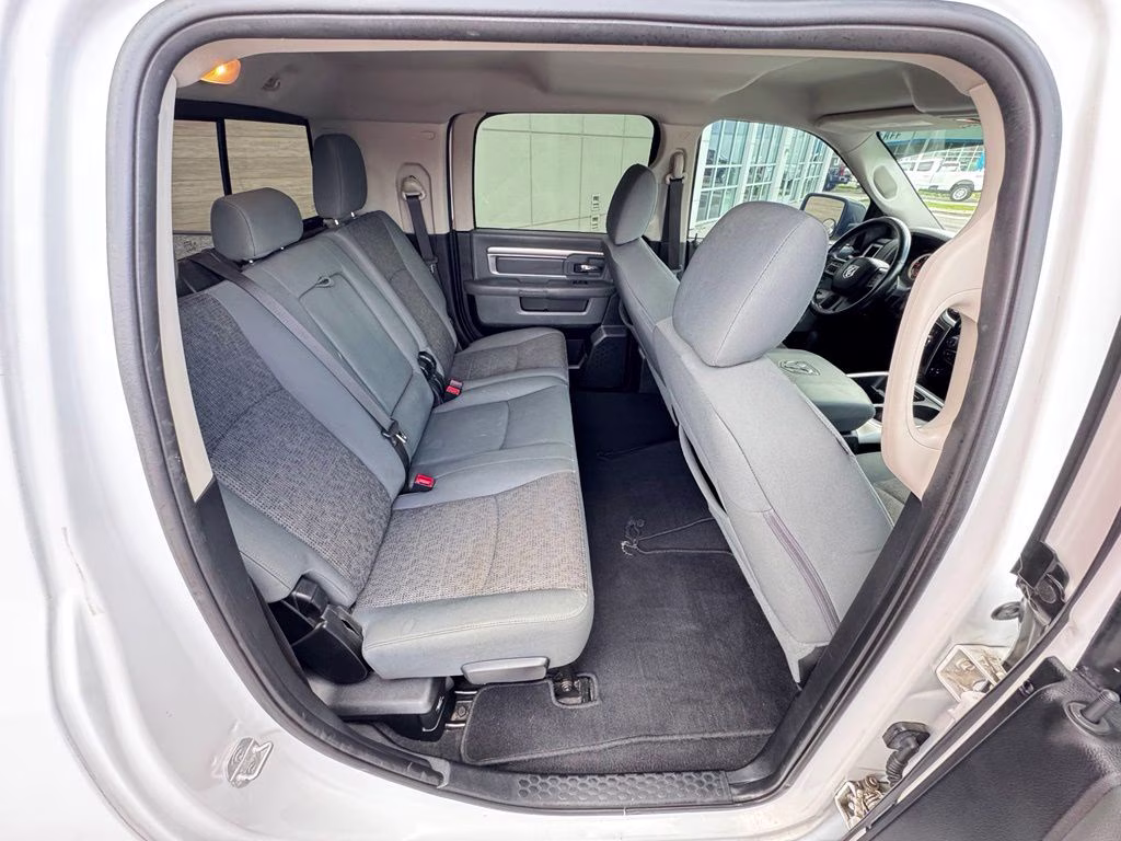 2016 Bright White Clearcoat Ram 2500 Big Horn 4X4 Truck