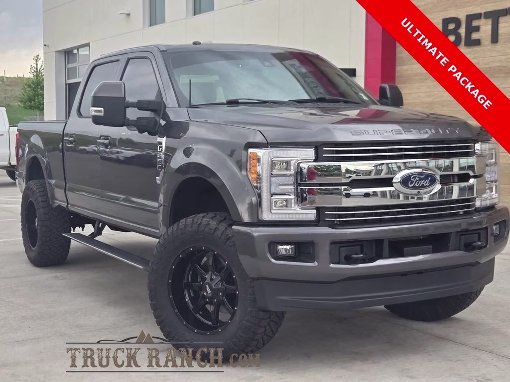 2017 Ford F-250 Lariat 4x4 Crew Cab 8' Box's photo