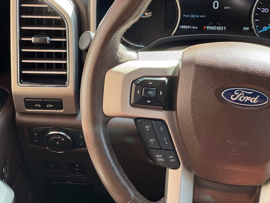 2019 Black Metallic Ford Super Duty F-350 SRW King Ranch 4X4 Truck